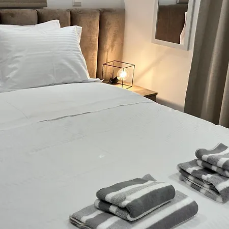 Joanna & Arya Engomi Apts * Nicósia