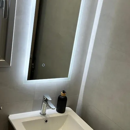 Joanna & Arya Engomi Apts * Nicósia