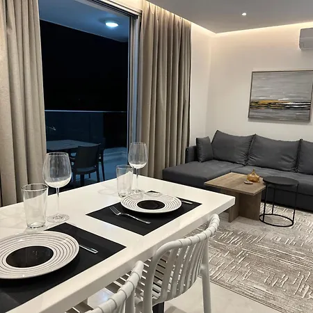 Apartament Joanna & Arya Engomi Apts *
