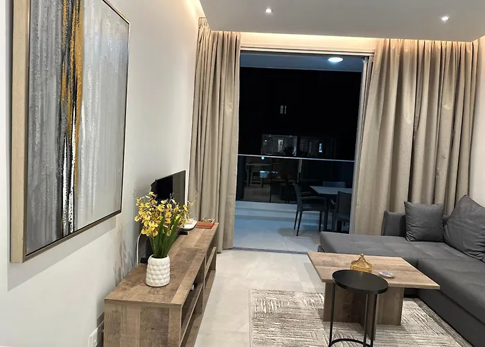 Διαμέρισμα Joanna & Arya Engomi Apts