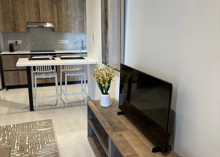 Joanna & Arya Engomi Apts Διαμέρισμα *