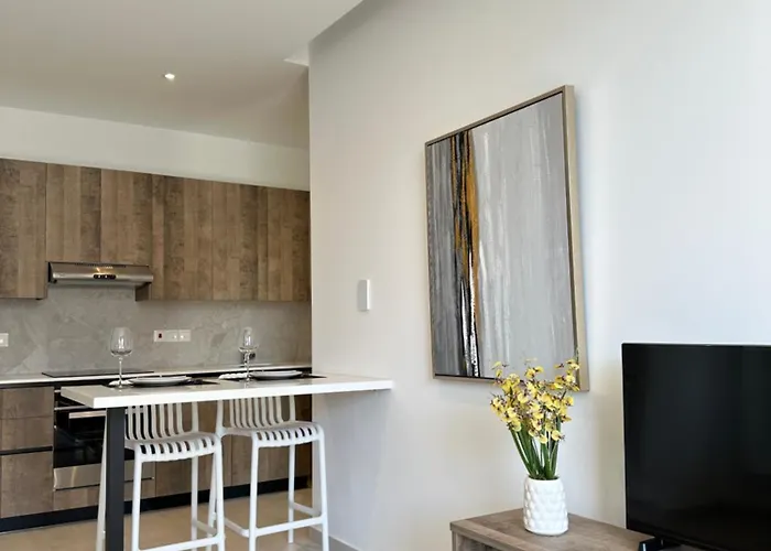 Joanna & Arya Engomi Apts Διαμέρισμα *