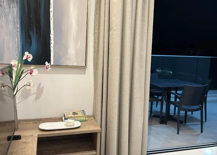 Διαμέρισμα Joanna & Arya Engomi Apts *