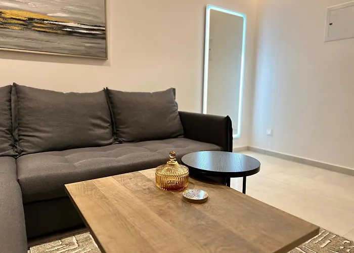 Διαμέρισμα Joanna & Arya Engomi Apts *