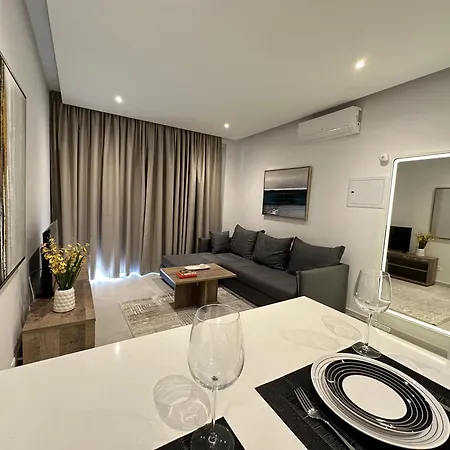 Joanna & Arya Engomi Apts * Nicosia