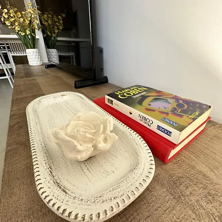 Joanna & Arya Engomi Apts Apartman *