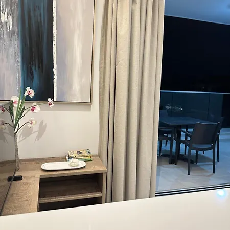 Apartman Joanna & Arya Engomi Apts *